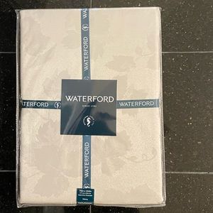 NWT Waterford Maplewood Tablecloth 70” x 104”